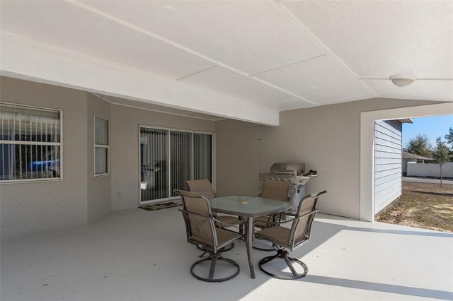 668 W HUMMINGBIRD DRIVE, Citrus Springs, FL 34434