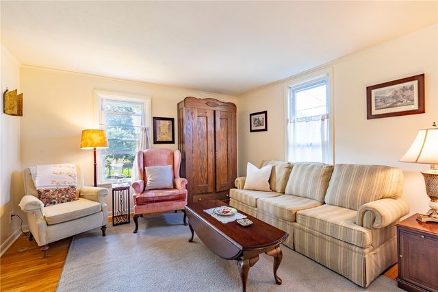 1744 Jackson Road, Penfield, NY 14526