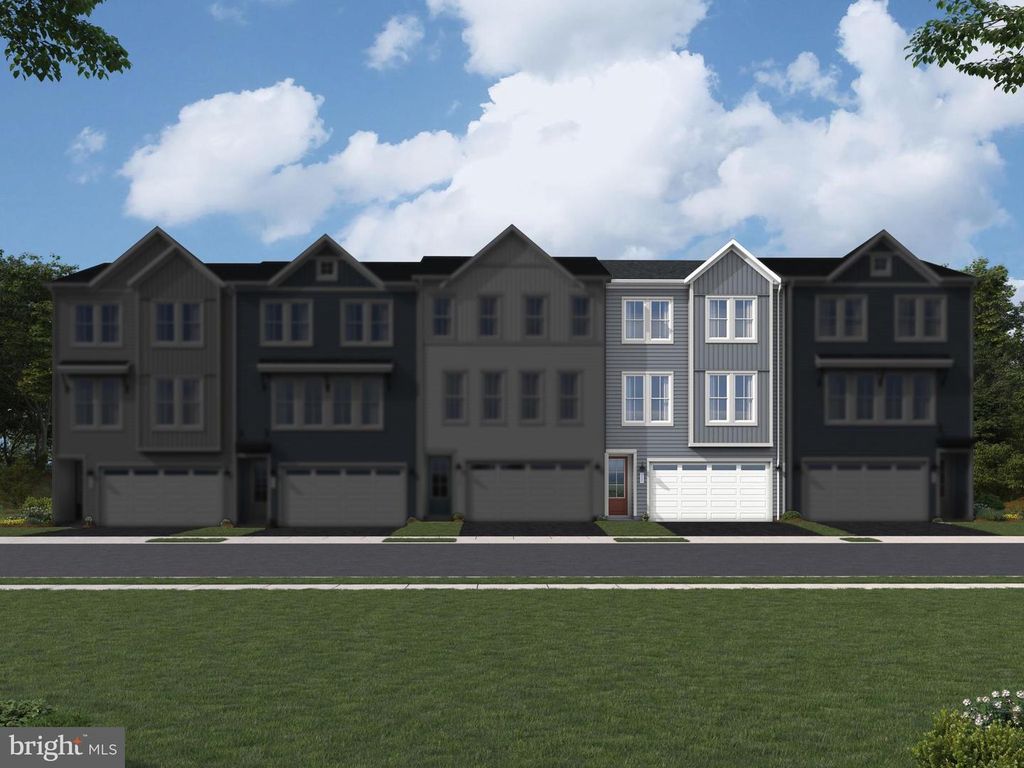 129 HEYFORD DR, Stephenson, VA 22656