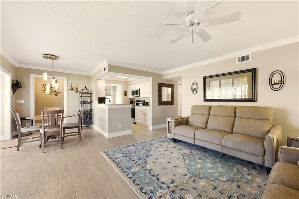 1155 Sandpiper ST B7, NAPLES, FL 34102 — exterior