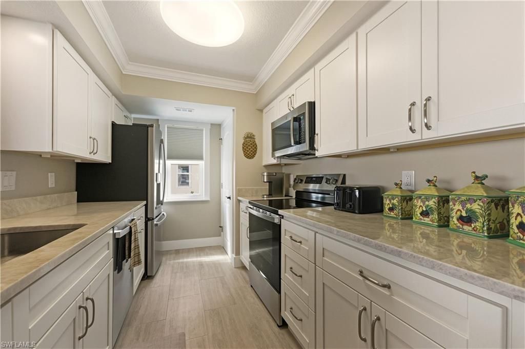 1155 Sandpiper ST B7, NAPLES, FL 34102 — photo 5