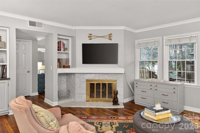 3805 Colony Crossing Drive, Charlotte, NC 28226