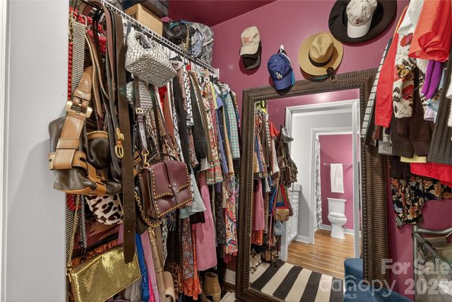 3805 Colony Crossing Drive, Charlotte, NC 28226