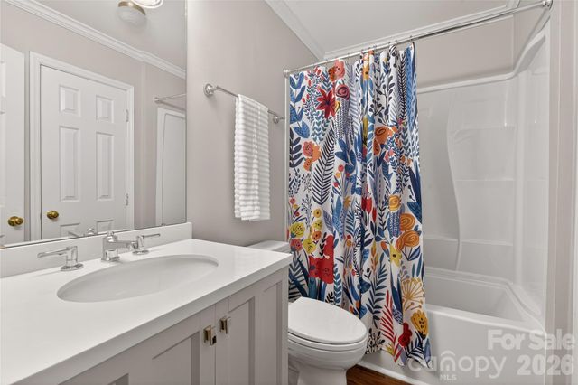 3805 Colony Crossing Drive, Charlotte, NC 28226