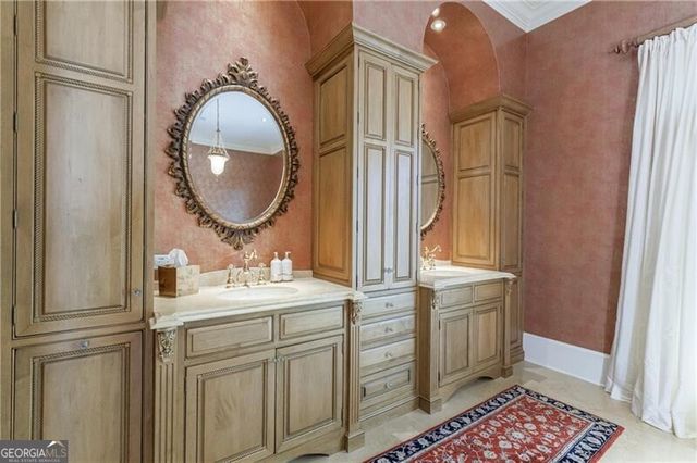 9390 Colonnade Trail, Johns Creek, GA 30022