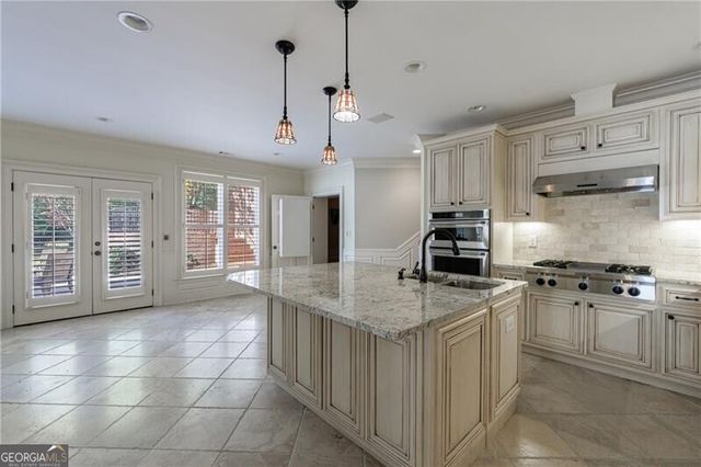 9390 Colonnade Trail, Johns Creek, GA 30022