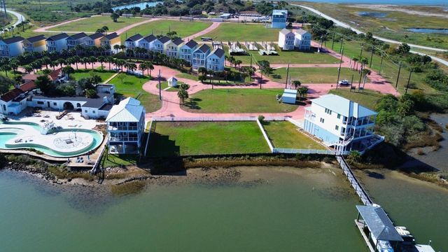 3531 & 3527 Hudson Court, Galveston, TX 77554