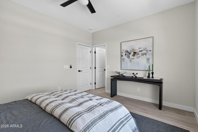 2601 E CLARENDON Avenue 4, Phoenix, AZ 85016