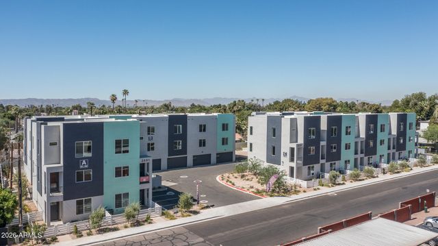 2601 E CLARENDON Avenue 4, Phoenix, AZ 85016