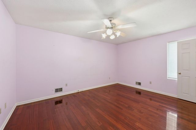 1645 Highview Circle, Frankfort, KY 40601