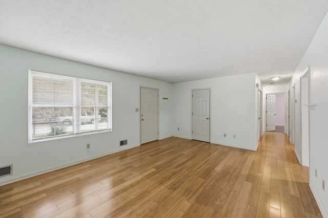 1645 Highview Circle, Frankfort, KY 40601