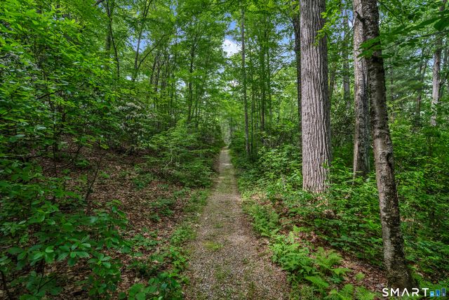 384 Beaver Meadow Road, Haddam, CT 06438