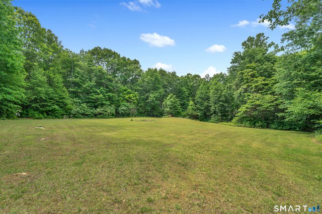 384 Beaver Meadow Road, Haddam, CT 06438