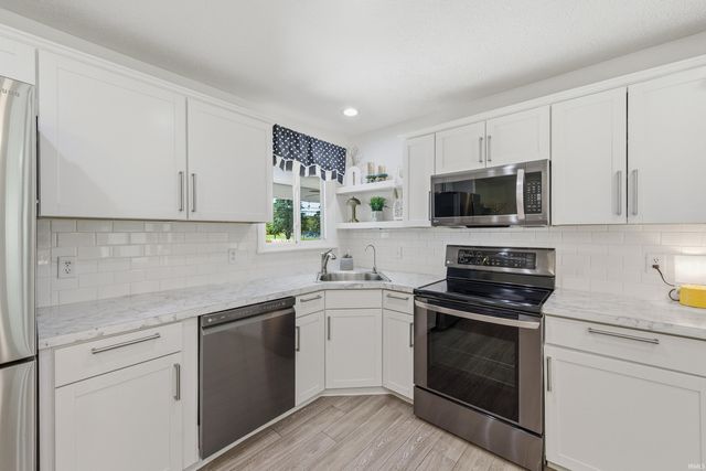 101 N Forest Avenue, Muncie, IN 47304