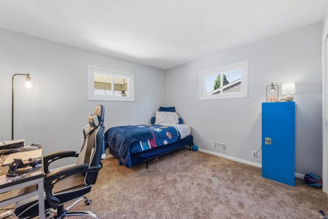 101 N Forest Avenue, Muncie, IN 47304
