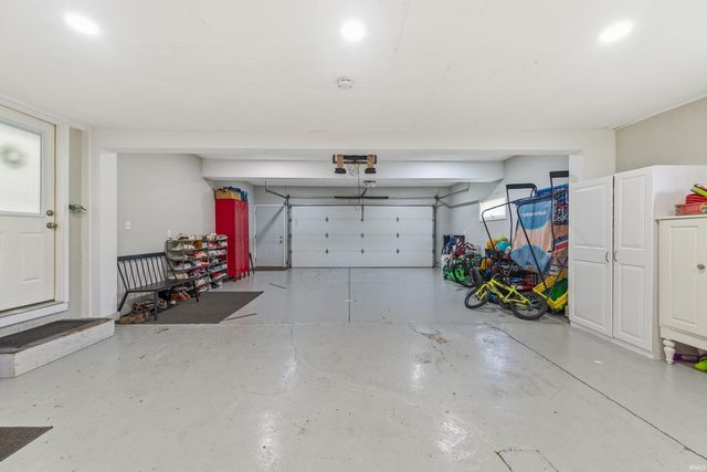 101 N Forest Avenue, Muncie, IN 47304