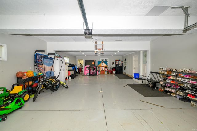 101 N Forest Avenue, Muncie, IN 47304