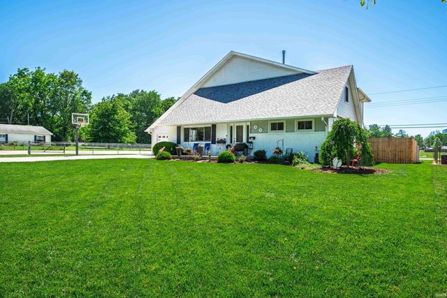 101 N Forest Avenue, Muncie, IN 47304