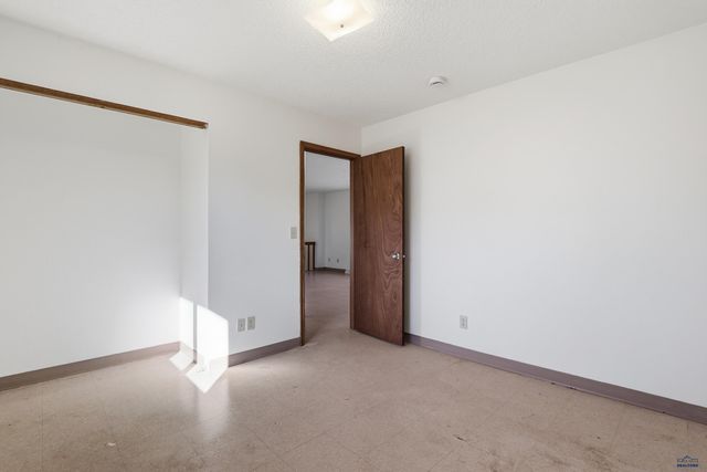 929 SYCAMORE, Rapid City, SD 57701