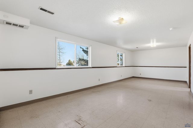 929 SYCAMORE, Rapid City, SD 57701