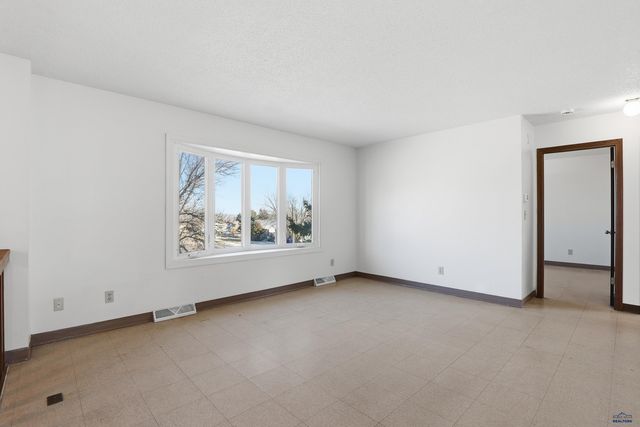 929 SYCAMORE, Rapid City, SD 57701