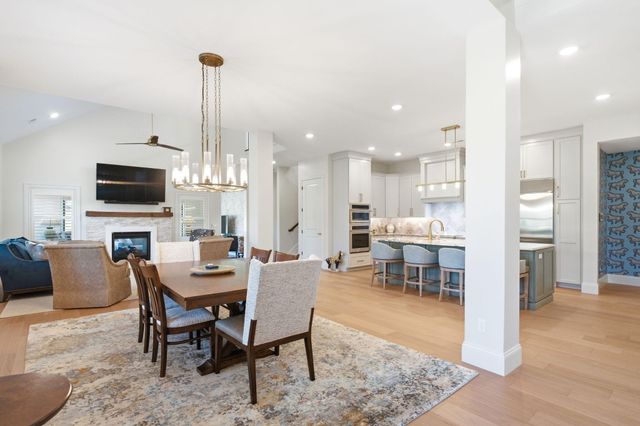 6300 MURANO WAY, Columbia, MO 65201