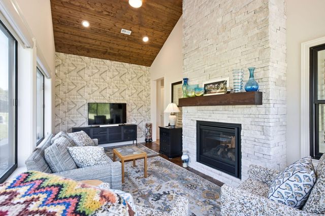 6300 MURANO WAY, Columbia, MO 65201