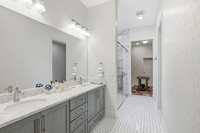 6300 MURANO WAY, Columbia, MO 65201