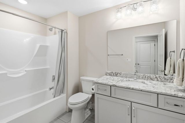 6300 MURANO WAY, Columbia, MO 65201