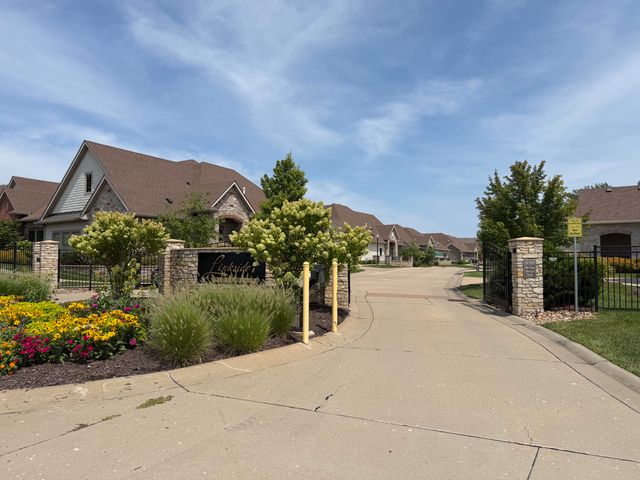 6300 MURANO WAY, Columbia, MO 65201