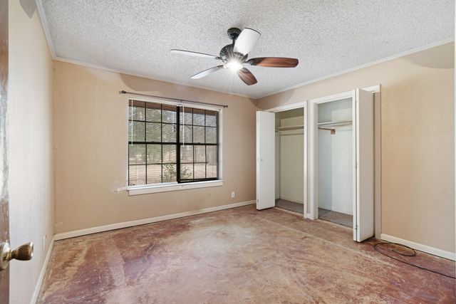 595 County Road 45300, Powderly, TX 75473