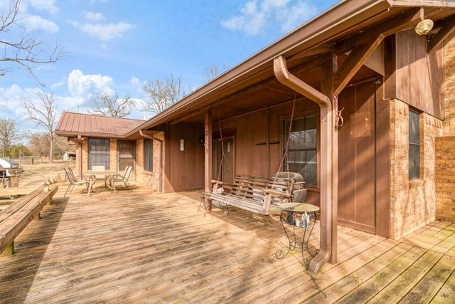 595 County Road 45300, Powderly, TX 75473