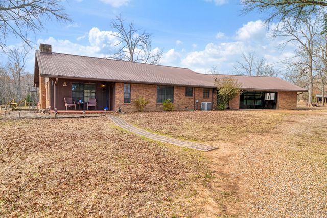 595 County Road 45300, Powderly, TX 75473