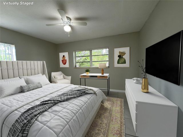 9815 Pan American Dr, Cutler Bay, FL 33189