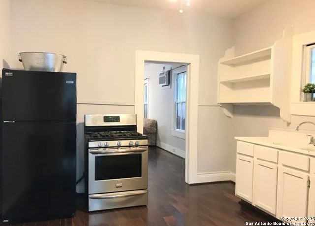 1811 San Fernando, San Antonio, TX 78207