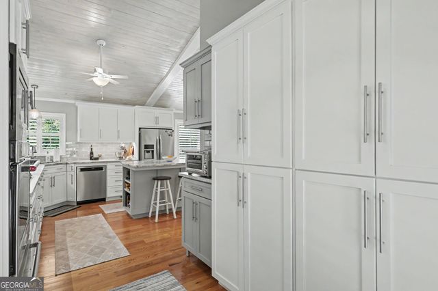 174 Bell Colony Road, Dillard, GA 30537