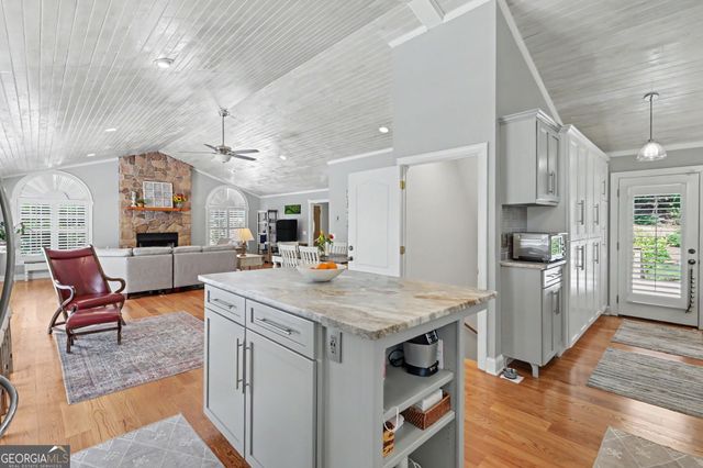 174 Bell Colony Road, Dillard, GA 30537
