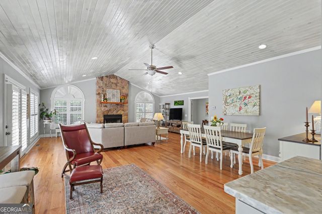 174 Bell Colony Road, Dillard, GA 30537