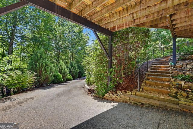 174 Bell Colony Road, Dillard, GA 30537