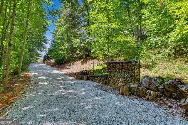 174 Bell Colony Road, Dillard, GA 30537