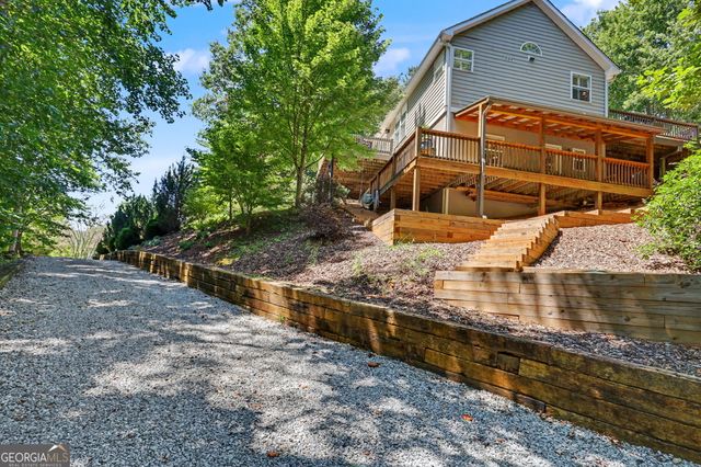 174 Bell Colony Road, Dillard, GA 30537