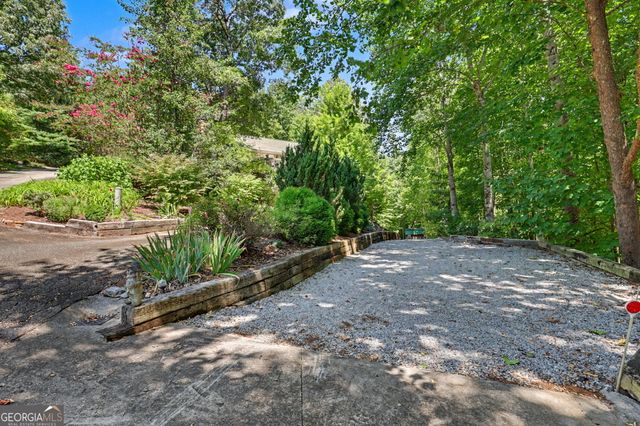 174 Bell Colony Road, Dillard, GA 30537