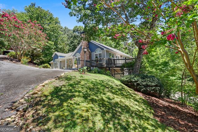 174 Bell Colony Road, Dillard, GA 30537