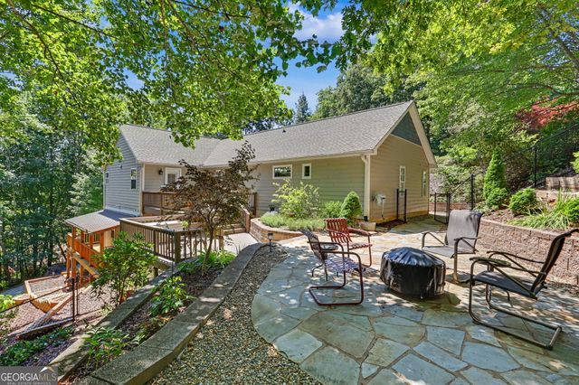 174 Bell Colony Road, Dillard, GA 30537