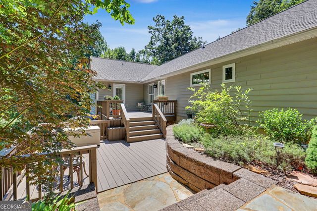 174 Bell Colony Road, Dillard, GA 30537