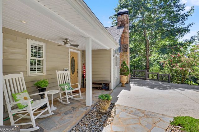 174 Bell Colony Road, Dillard, GA 30537
