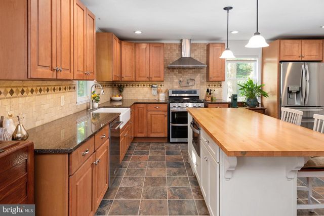 5116 OCEAN GATEWAY, Trappe, MD 21673