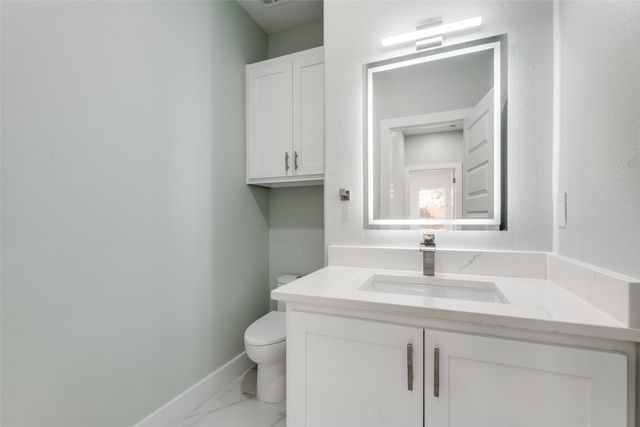 2417 Felton Court, Dallas, TX 75215