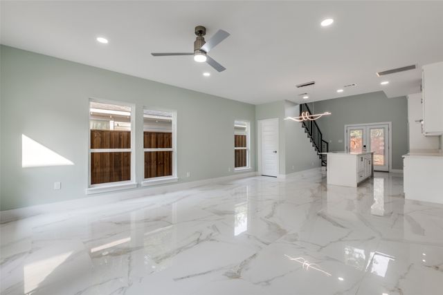 2417 Felton Court, Dallas, TX 75215