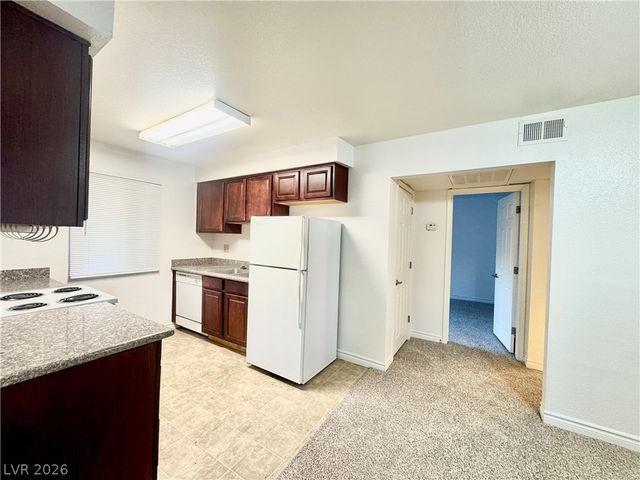 5000 Indian River Drive 484, Las Vegas, NV 89103